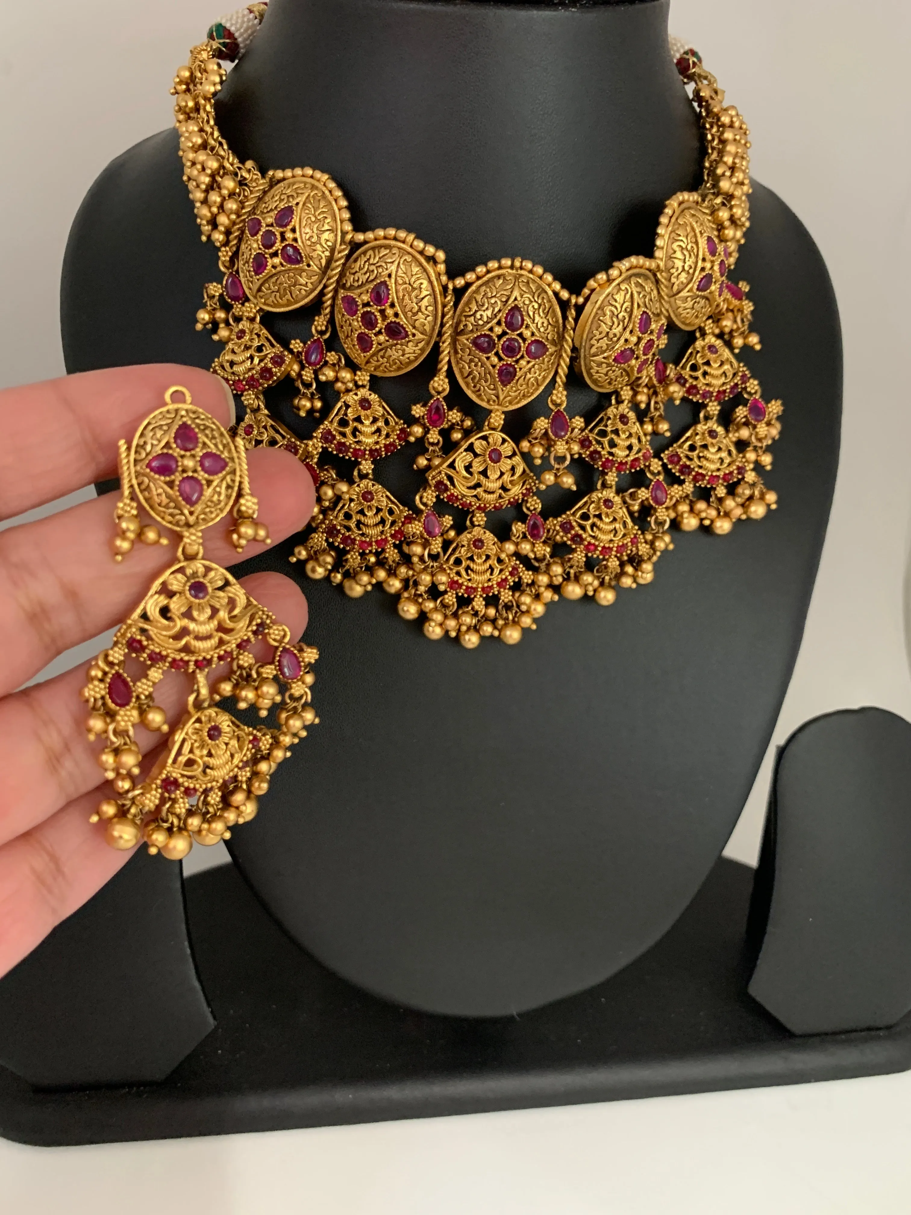Golden Patterned Golden Cluster beads Red Stone Choker Neckline Necklace