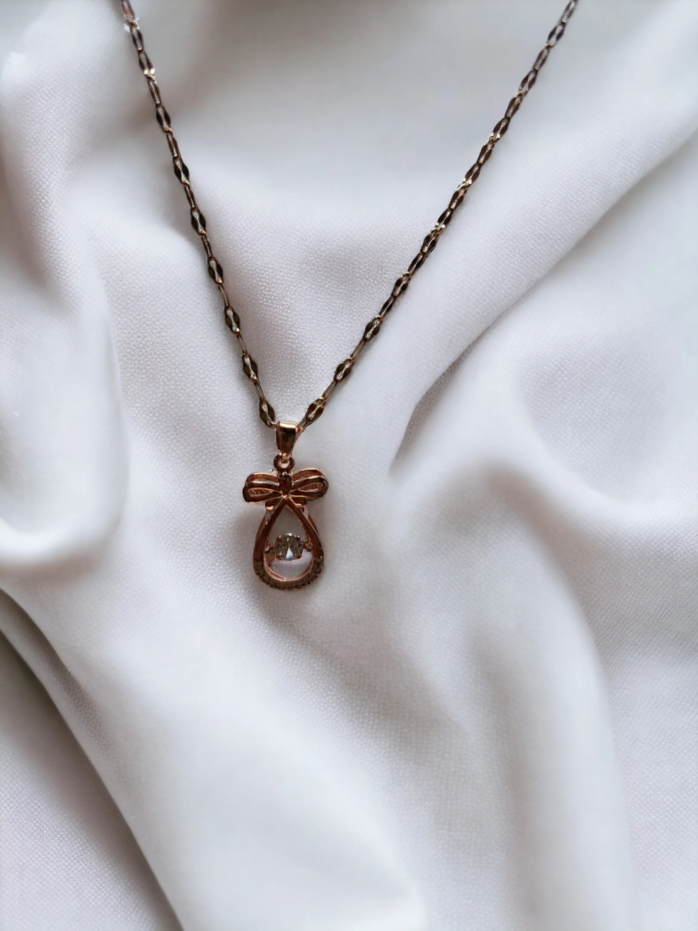 Pearlfect Water Drop Locket with American Diamond Stone