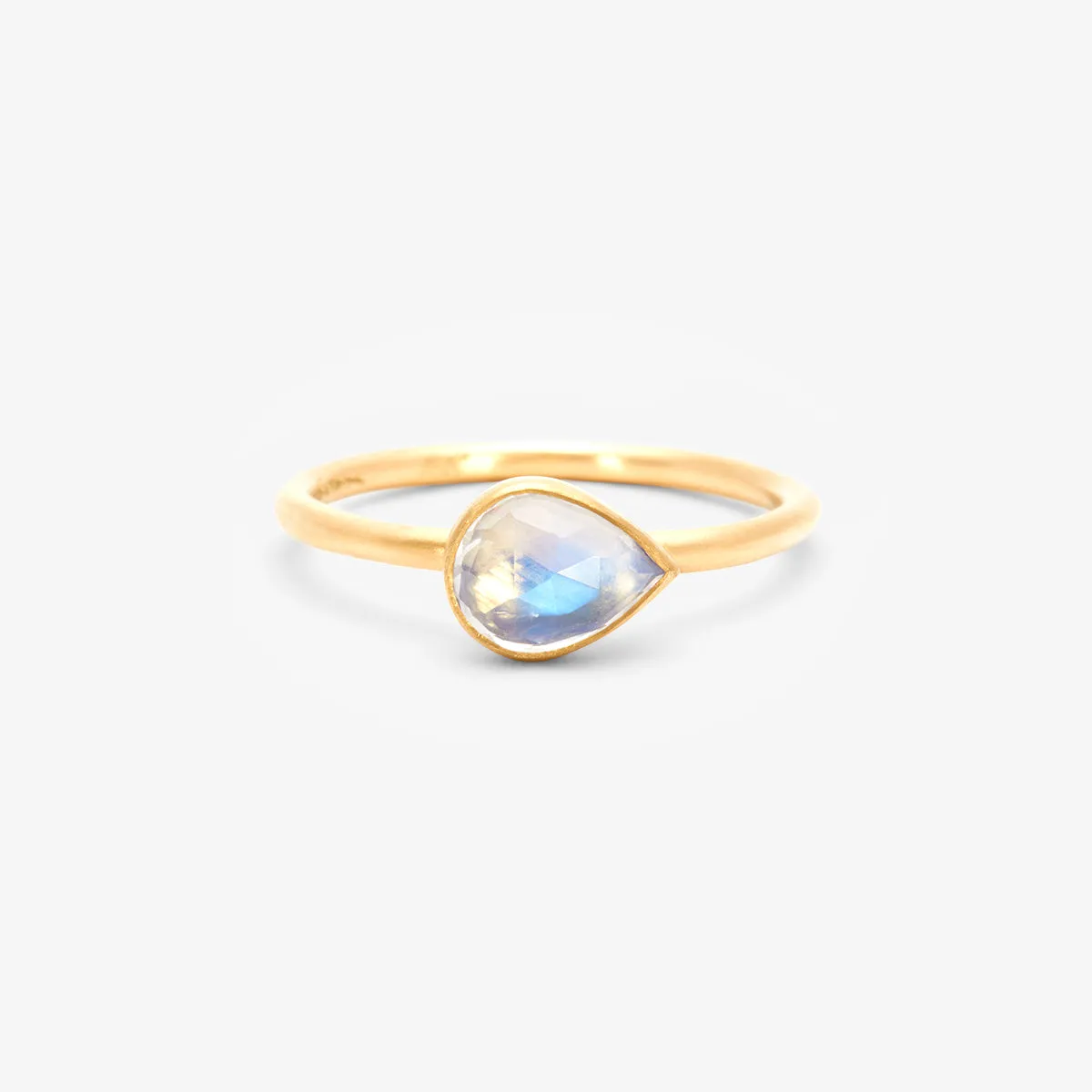 RMR26-OOAK | 0.89 Carat One-of-a-Kind Rainbow Moonstone Ring