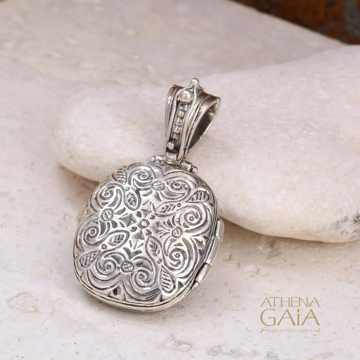 Silver Barrel Locket