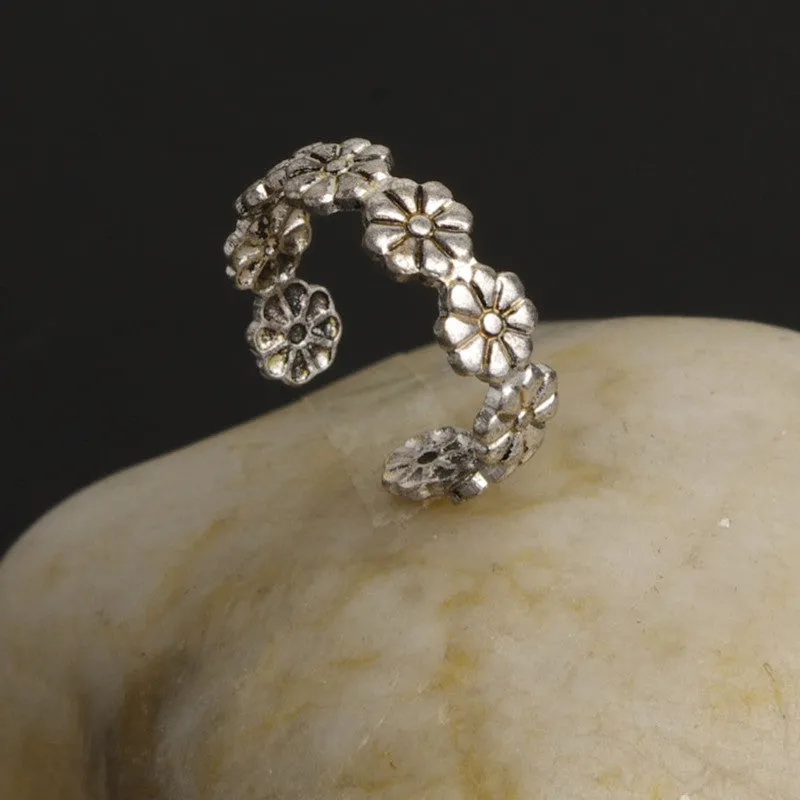 Vintage Daisy Toe Ring