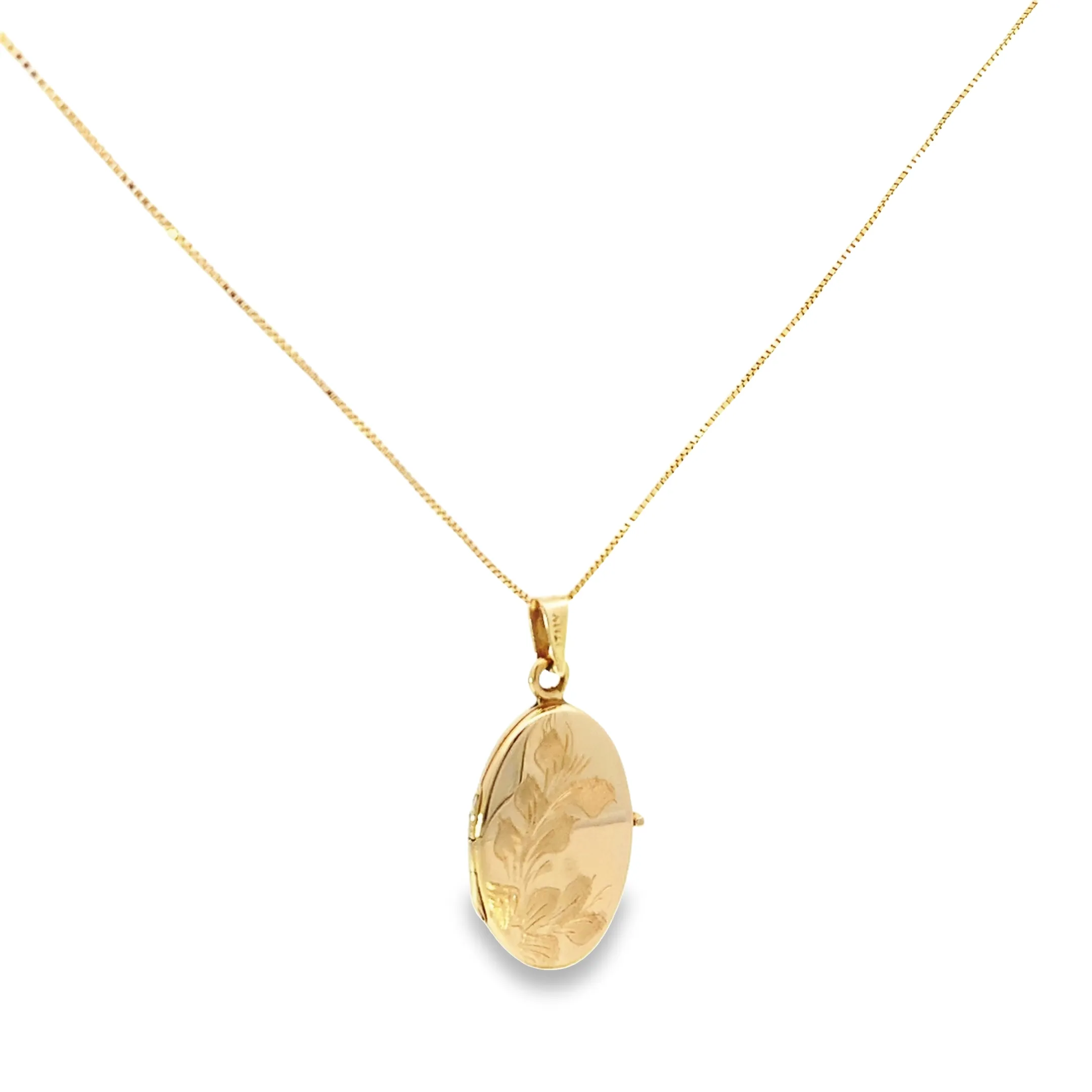 Vintage Gold Floral Oval Locket